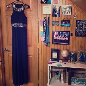 Gorgeous black dress🥰